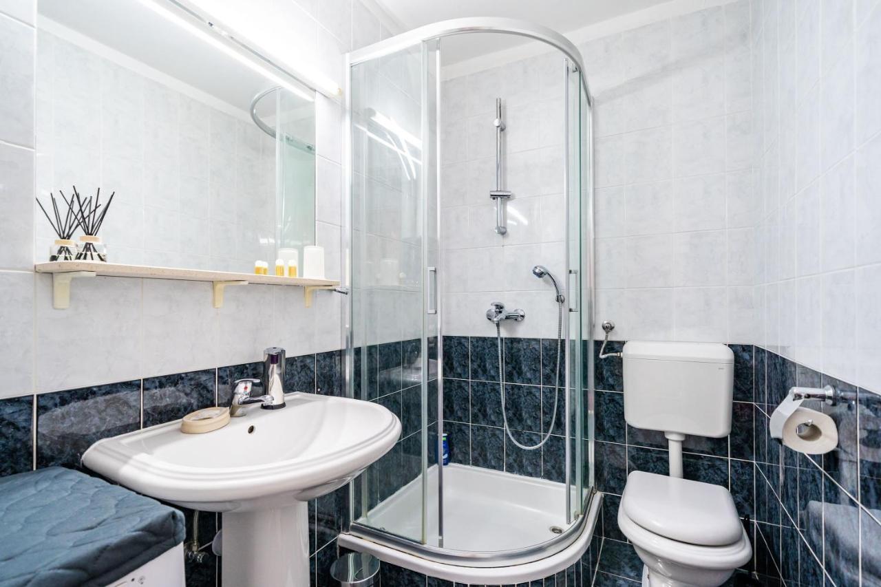 Marieta Apartment